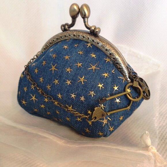 Unbranded Accessories - Gold Embossed Star Kiss Lock Coin Purse Key Chain Bag Charm in Blue Denim NEW